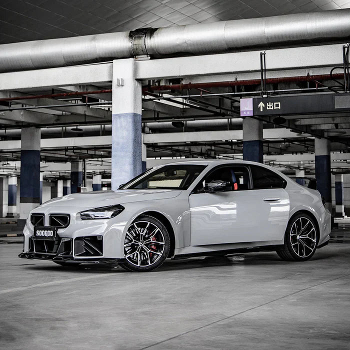 SooQoo BMW G87 M2 Side Skirts In Gloss Carbon Fibre