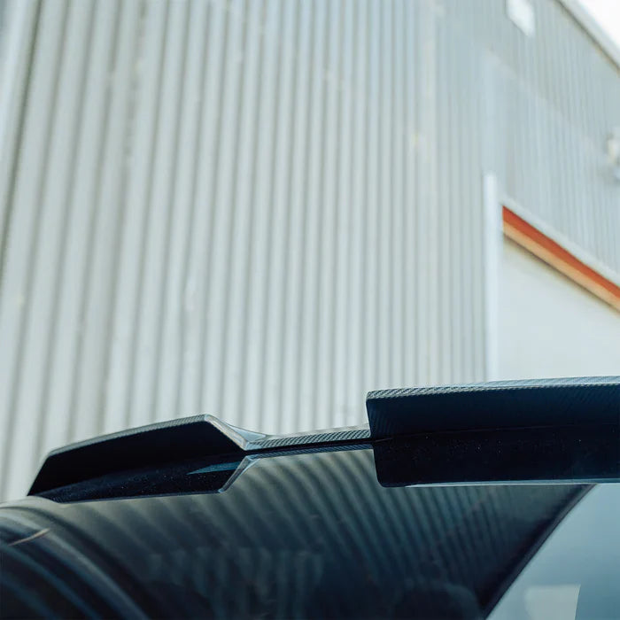 SooQoo BMW G90 M5 Upper Roof Spoiler In Gloss Carbon Fibre